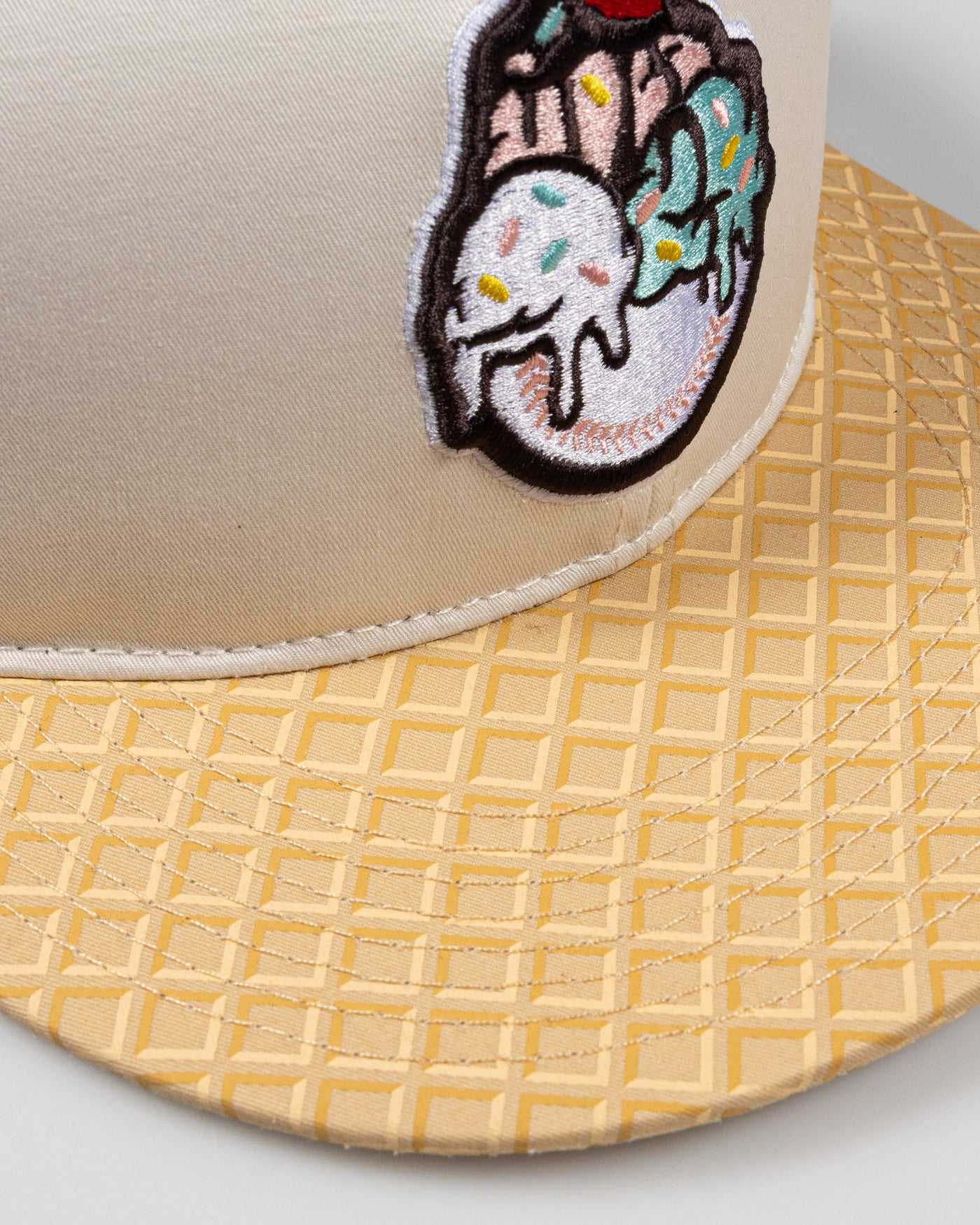 Flag Man Frozen Treats Ice Cream Sundae Cap (Vanilla) - Youth