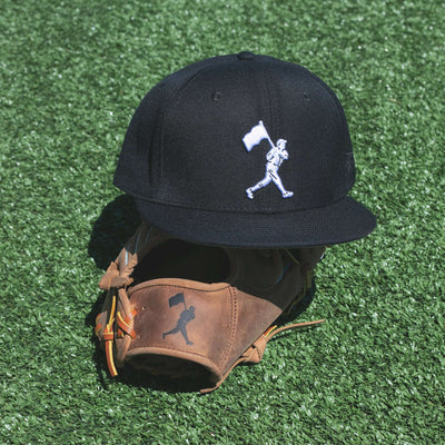 Bandera hecha por el hombre: gorras en el campo creadas por el beisbolismo, para ligas y organizaciones de béisbol y softbol