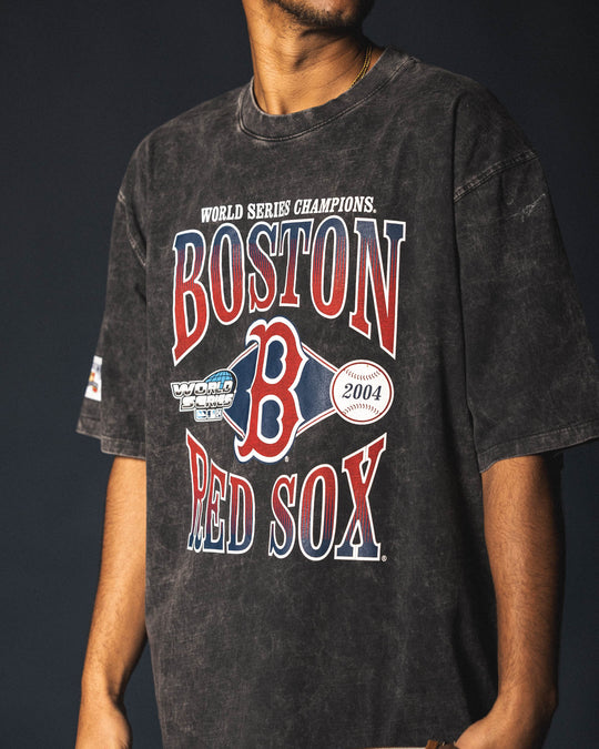 World Series 2004 Vintage Relaxed Fit T-Shirt (Black Acid Wash