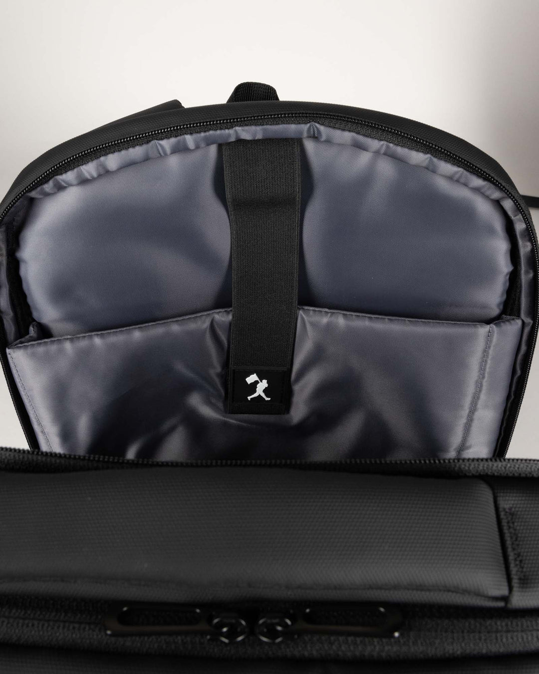 ☆NOIAGO☆ Quilted Flip Backpack Black THE NORTH FACE Fall Line Backpack BLACK. Company Logo