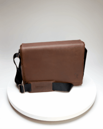 Mathewson Glove Leather Messenger Bag - Pine Tar Brown