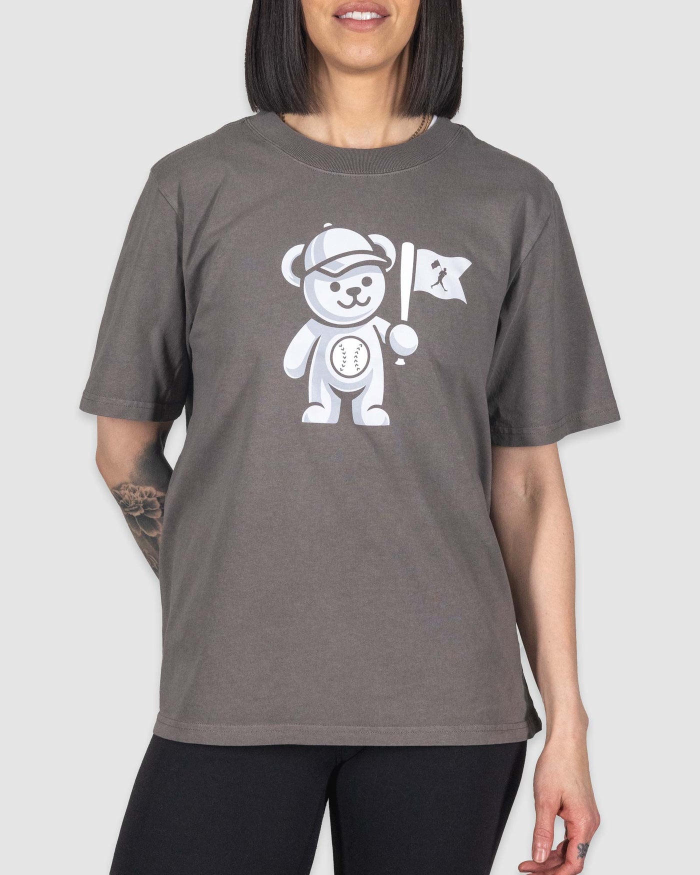 テディ ボール ゲーム - 女性用ウォームアップ T シャツ