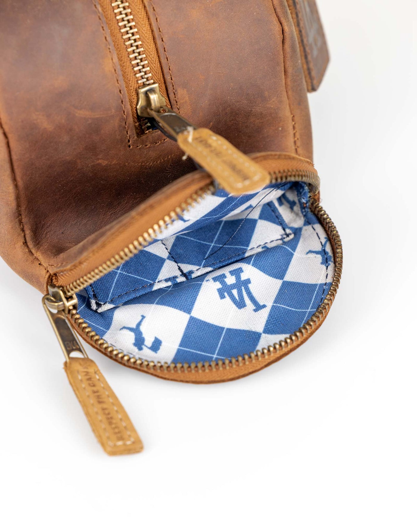 Glove Leather Toiletry Bat Bag - Los Angeles Dodgers - Baseballism Online